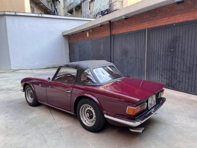 TRIUMPH TR6 P.I.