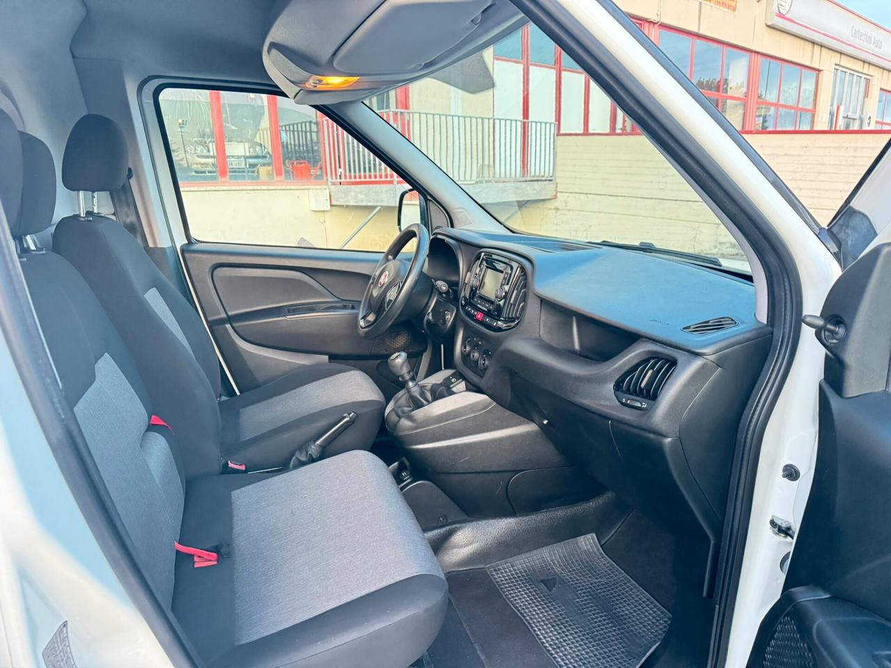 Fiat Doblo' cargo Maxi Autocarro 3 posti