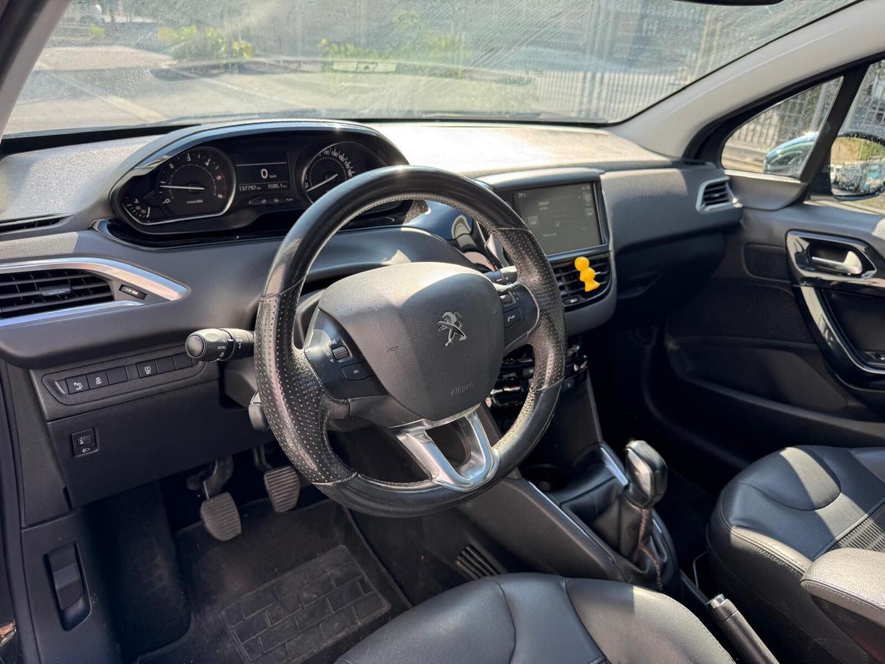 Peugeot 208 1.4 HDi 68 CV 3 porte Allure 2015 Tetto panoramico