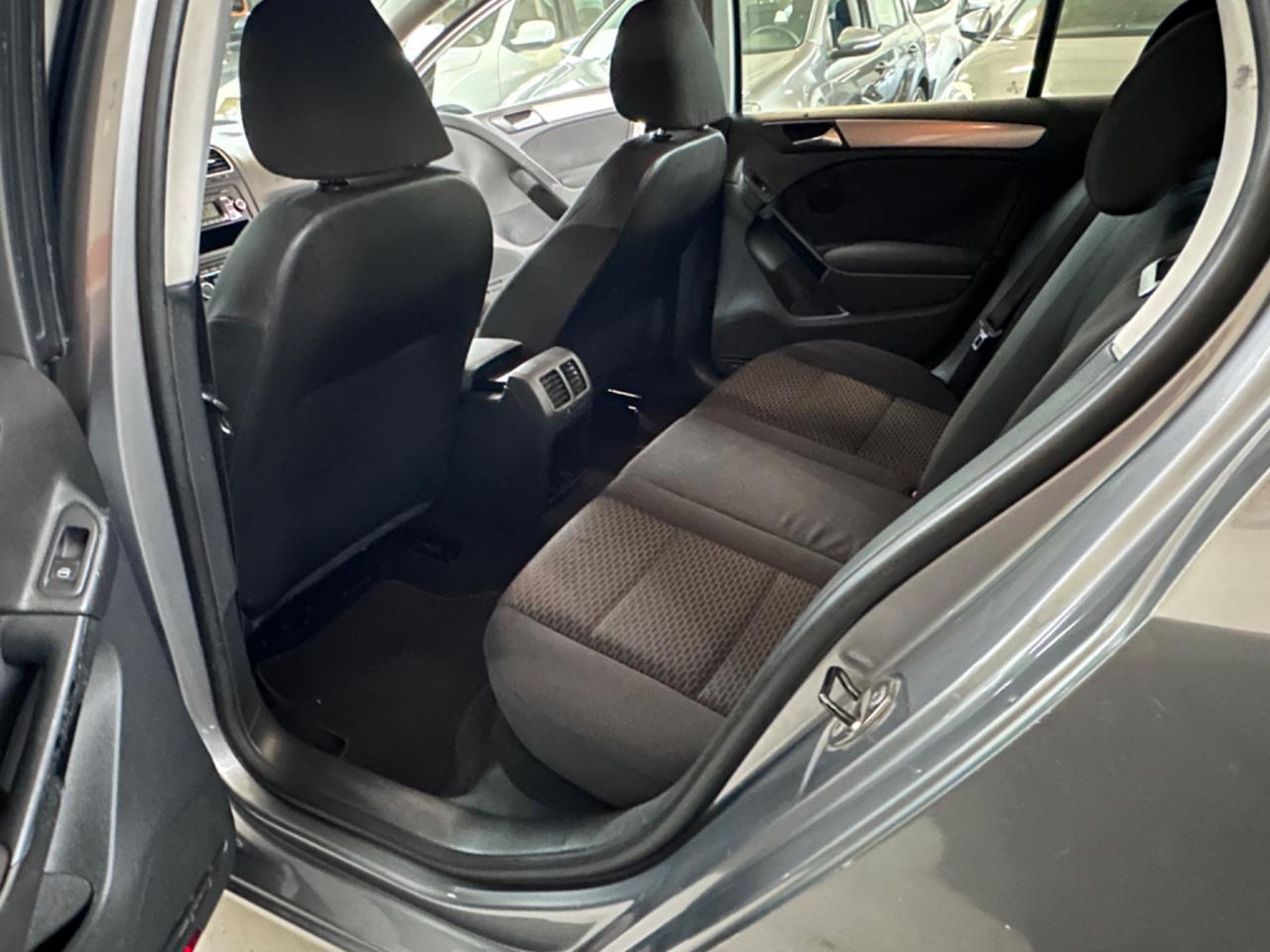 Volkswagen Golf 1.6 5p. Trendline BiFuel