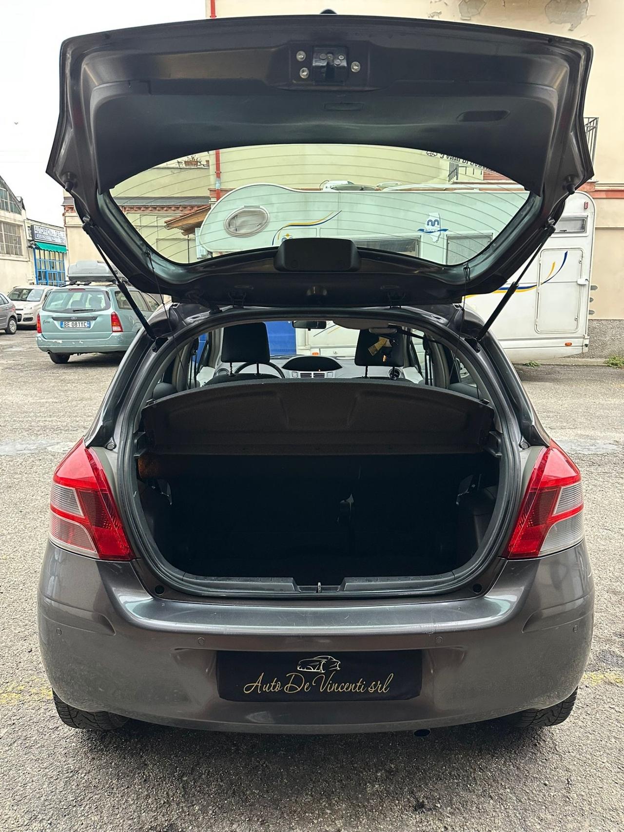 Toyota Yaris 1.3 5 porte Sol