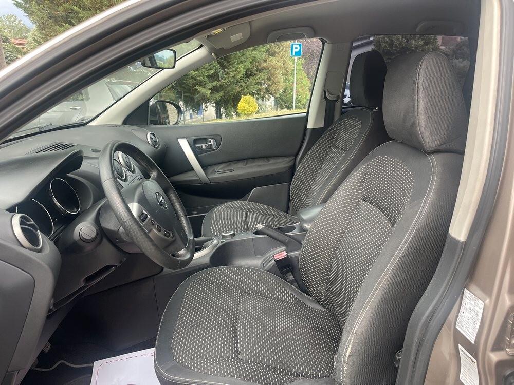 Nissan Qashqai 2.0 dCi DPF 4WD Tekna