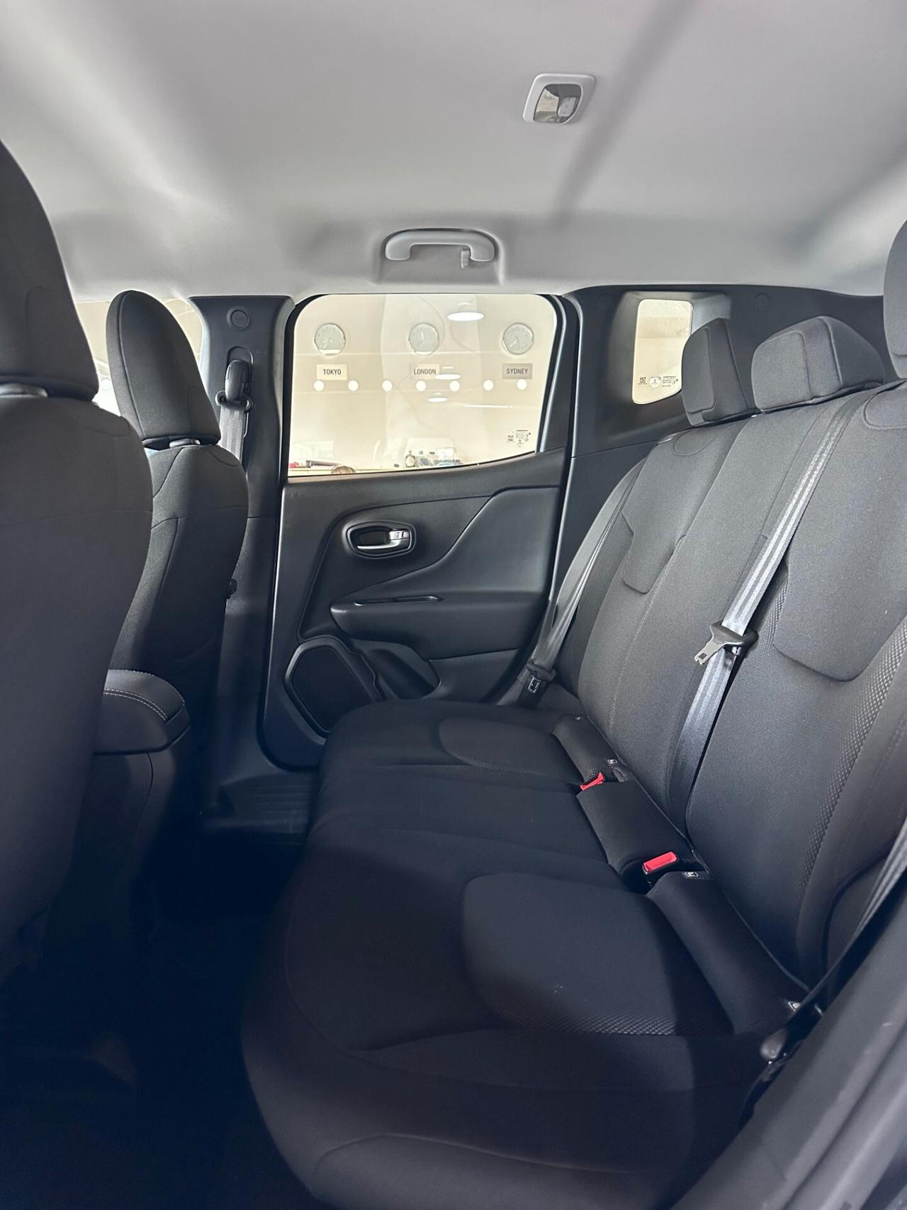 Jeep Renegade 1.6 Mjt 130 CV Longitude