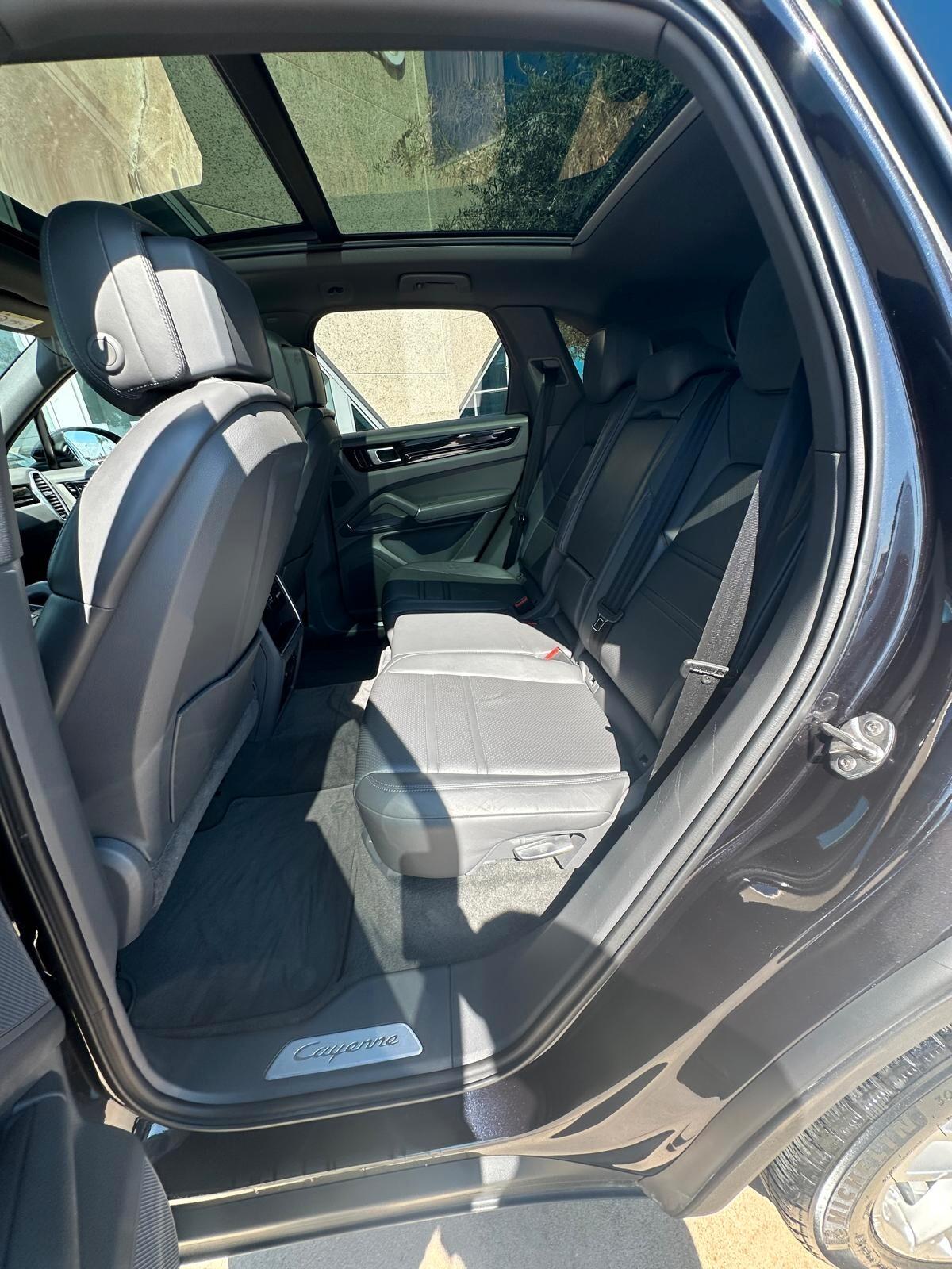 Porsche Cayenne 3.0 V6 340cv