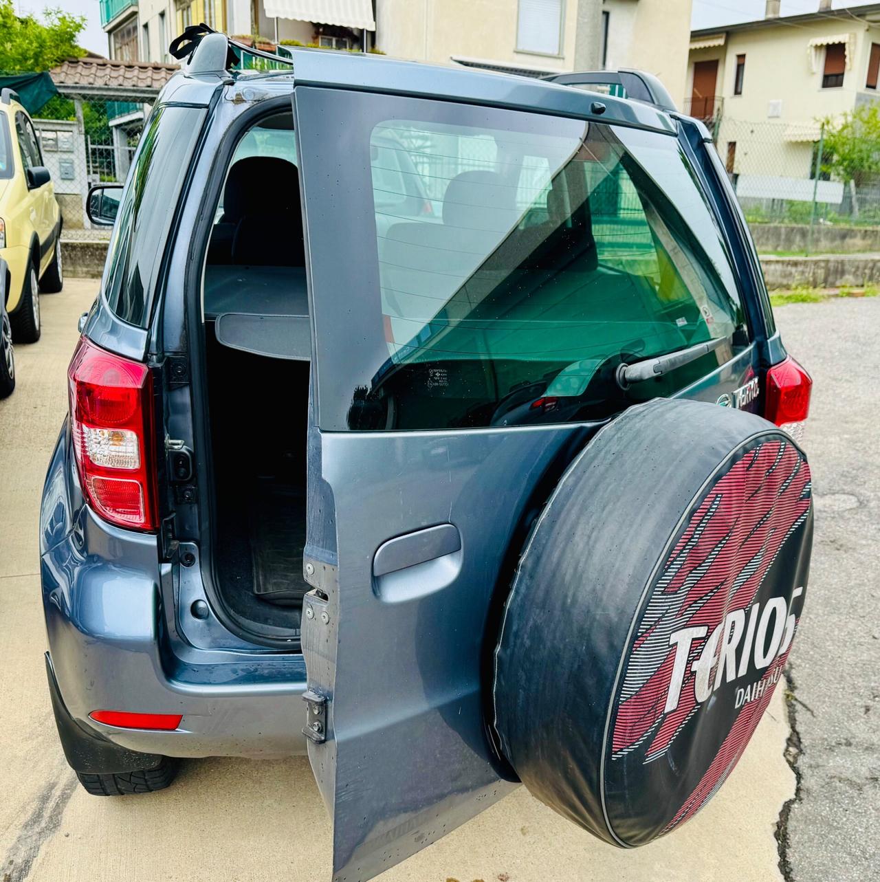 Daihatsu Terios 1.5 4X4 Ok Neopatentati