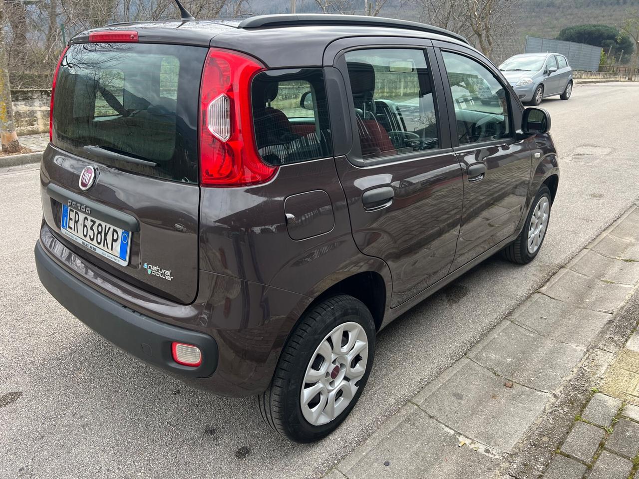 Fiat Panda 0.9 TwinAir Natural Power pochi km