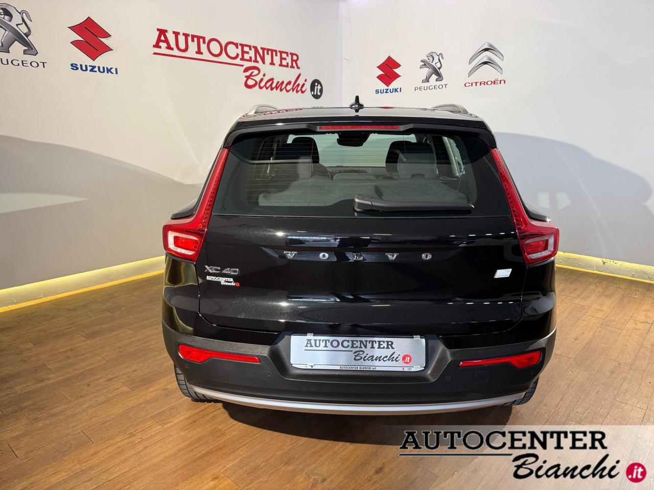 Volvo XC40 1.5 t4 phev Inscription Expression auto my21