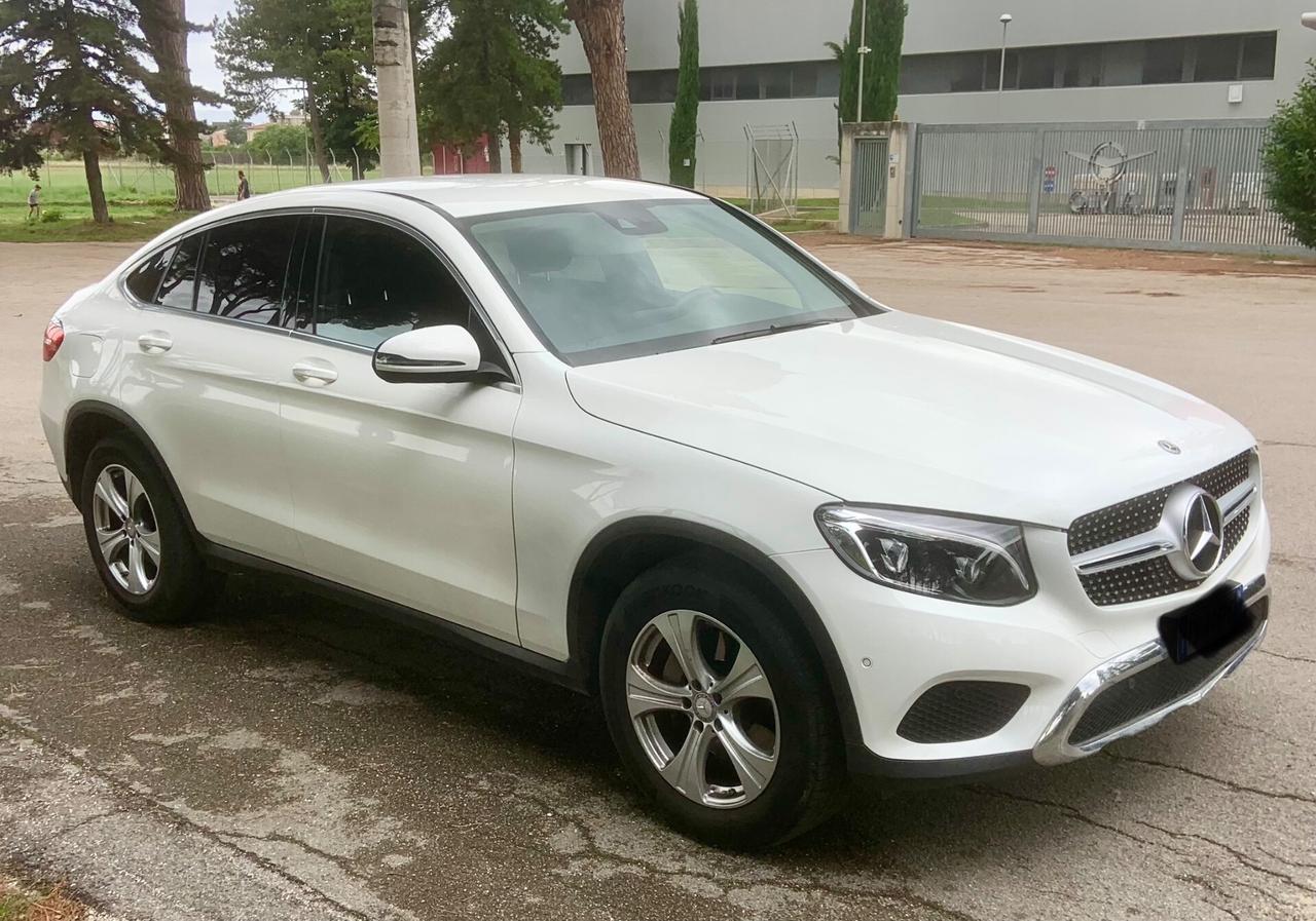Mercedes GLC COME NUOVA solo 76000 book service