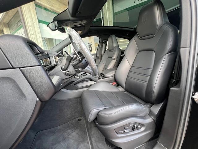Porsche Cayenne Coupé 3.0 V6 S E-Hybrid Subentro Leasing