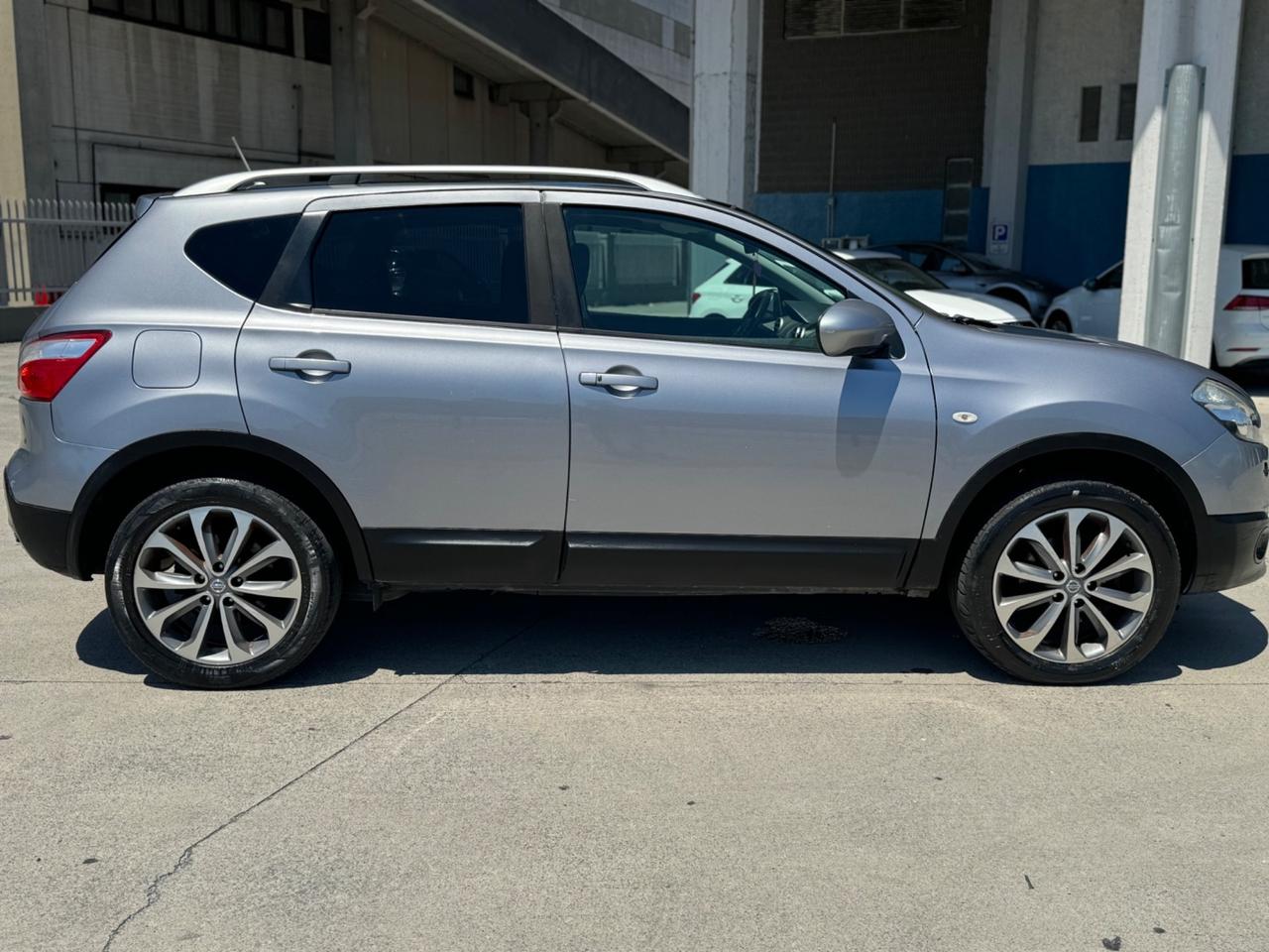 Nissan Qashqai 1.6 dCi DPF Tekna 4WD 2013