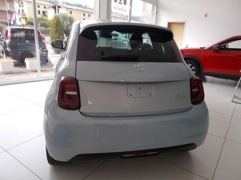 FIAT 500 Berlina 23,65 kWh ICON KM. ZERO MASSARI MARCO 338.7575187