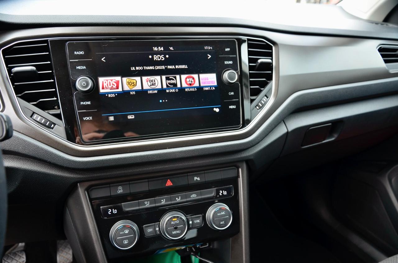 VOLKSWAGEN T-ROC 1.0 TSI ADVANCED 116cv, UNICOPROP, SERVICE VW, EURO 6D, BICOLOR, APPLE ANDROID, PERMUTE