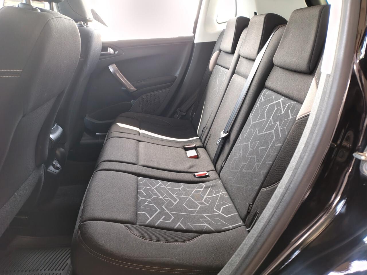 Peugeot 2008 PureTech 82 Allure