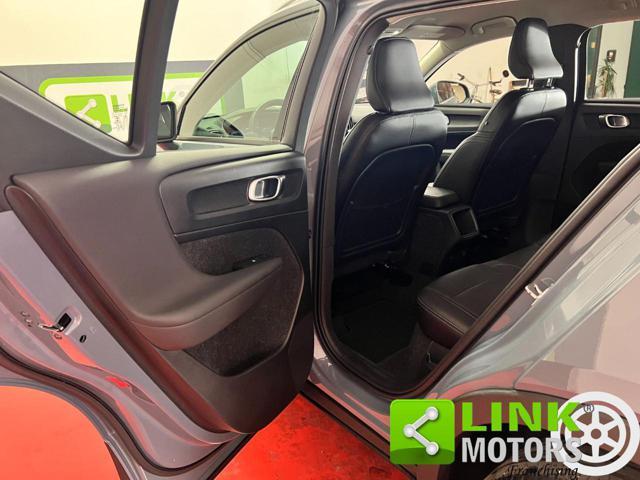 VOLVO XC40 D3 Momentum Pro -2ANNI GARANZIA- NAVI - Winter