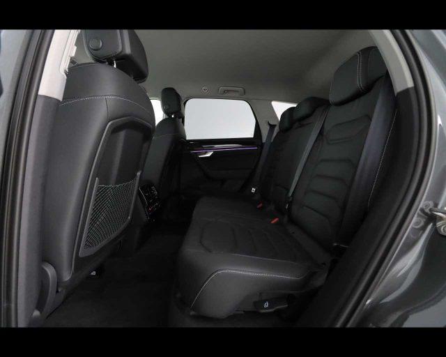 VOLKSWAGEN Touareg 3.0 V6 TDI SCR R-Line