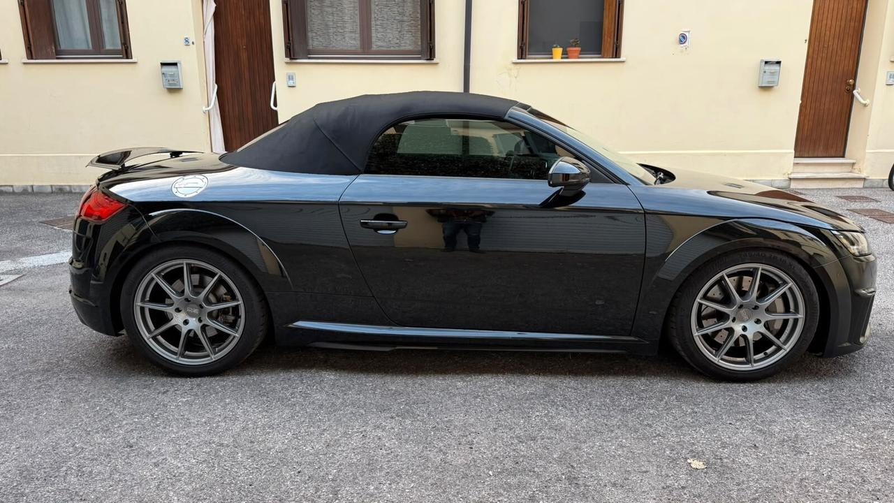 Audi TT Roadster 45 TFSI quattro S tronic