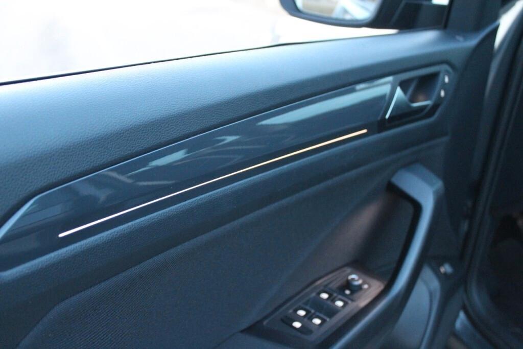 VOLKSWAGEN T-Roc 1.6 TDI *FULL LED *Quadro digitale *Pelle *Camera