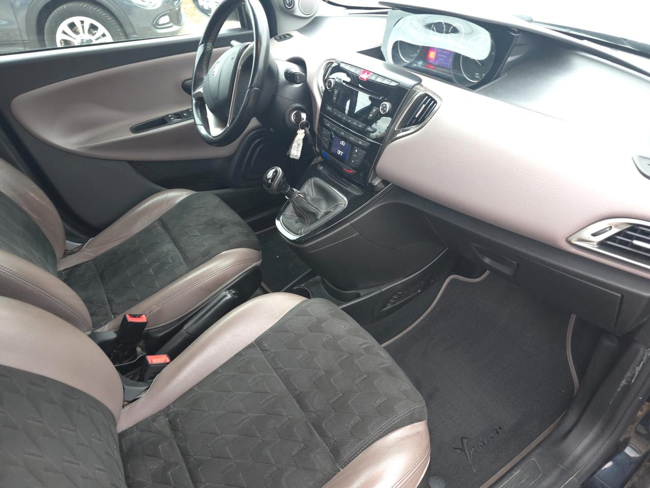 Lancia Ypsilon 1.3 MJT 16V 95 CV 5 porte S&S Elle