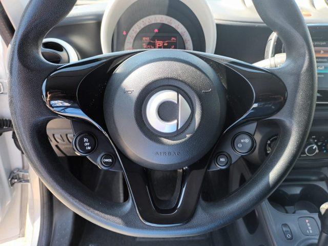 SMART ForFour 1000 YOUNGSTER KW 52 NAVI CERCHI VOLMULTI ITALIA