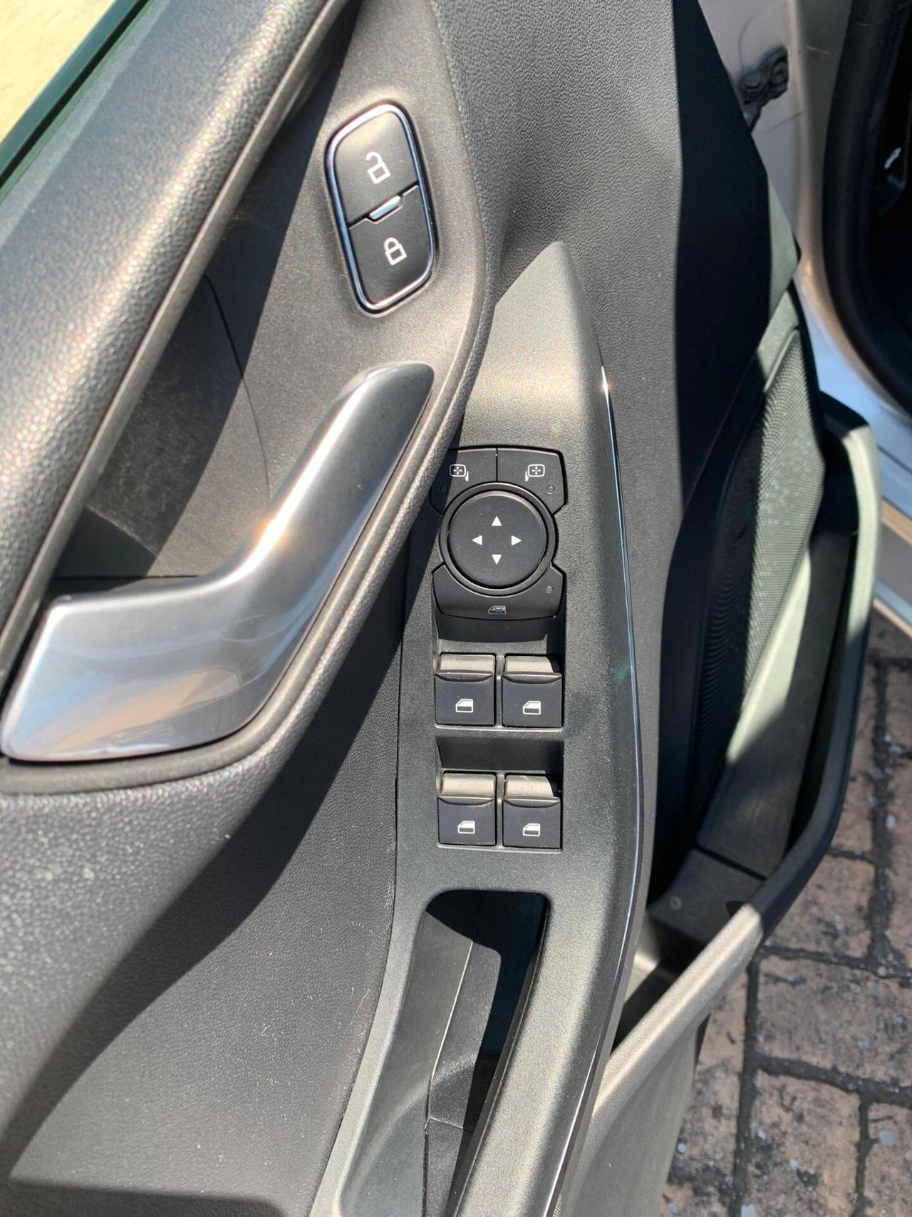 Ford Fiesta 1.1 75 CV 5 porte Titanium