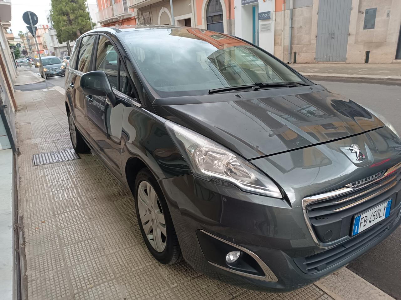 Peugeot 5008 BlueHDi 120 CV Business 7 POSTI
