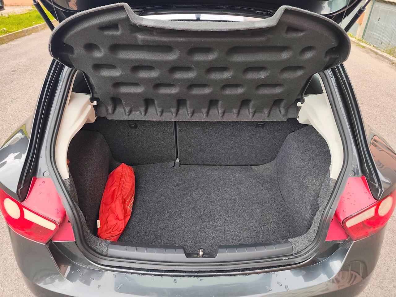 Seat Ibiza 1.2 Benz euro 5 neopatentati