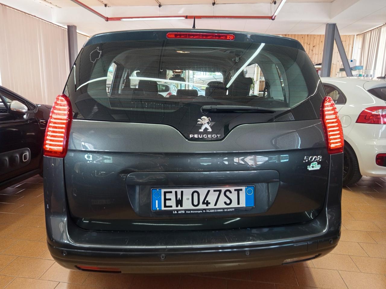 Peugeot 5008 1.6 diesel, 7 posti, 163 Mila chilometri