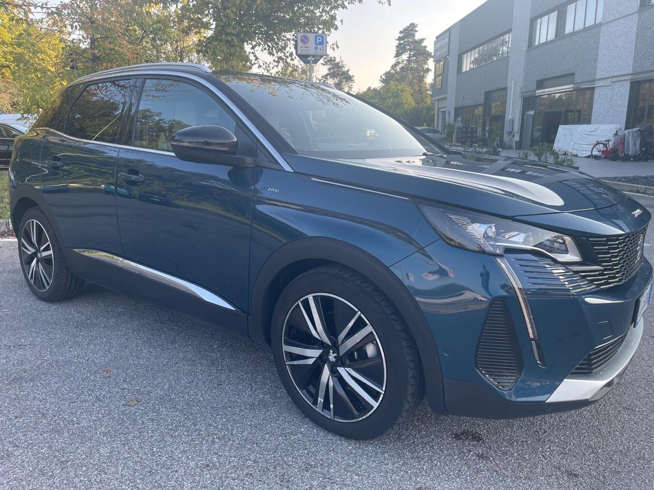 Peugeot 3008 Hybrid 225 *Automatik*Navi*Pelle*Full optional