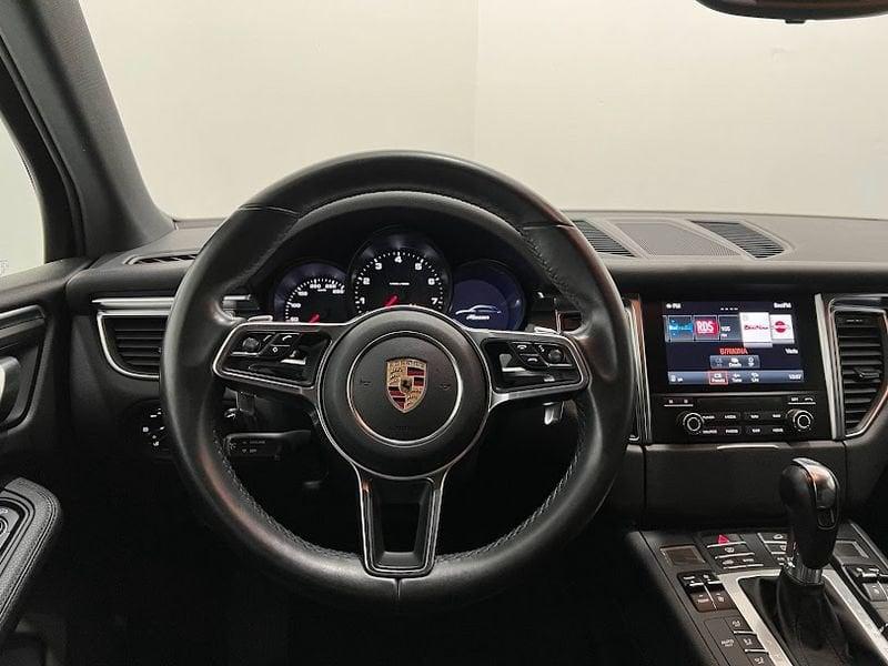 Porsche Macan 2.0 252cv