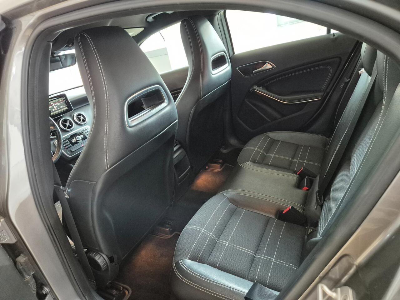 Mercedes-benz Classe A 180 Premium 1.5 cdi 110cv