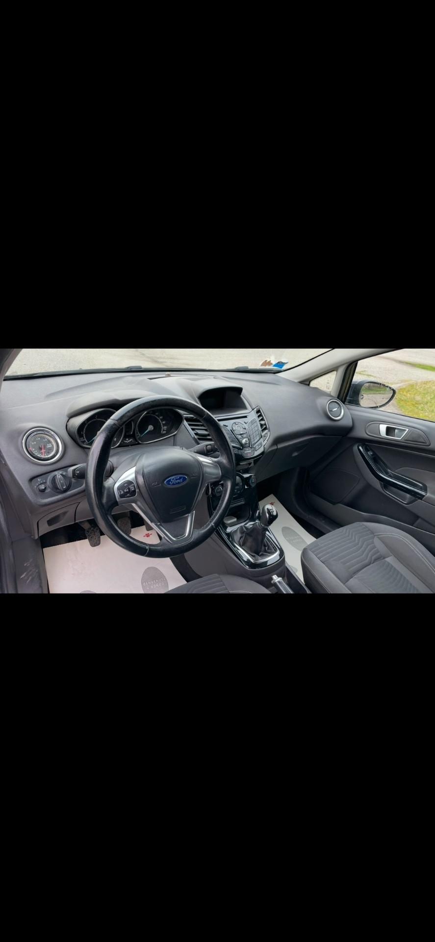 Ford Fiesta 1.5 TDCi 75CV 3 porte