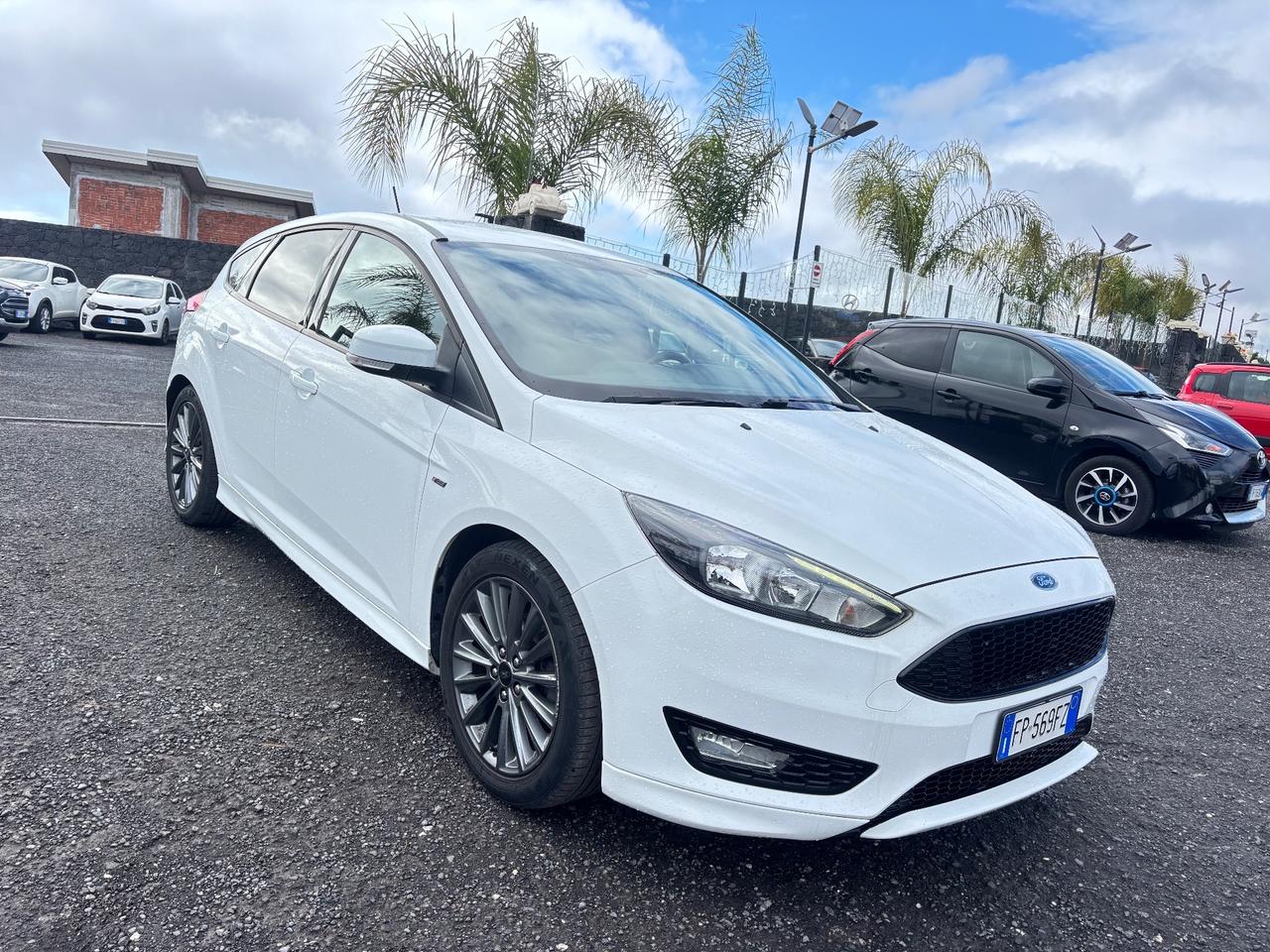 Ford Focus 1.5 TDCi 120 CV Start&Stop ST Line