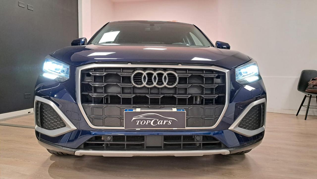 Audi Q2 30 TDI S tronic Identity Black