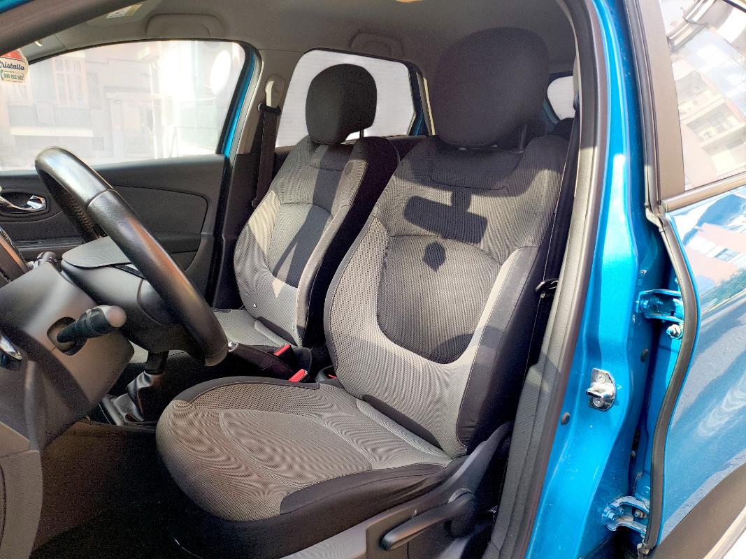 Renault Captur Renault Captur I 2016 0.9 tce Zen (live) 90cv E6