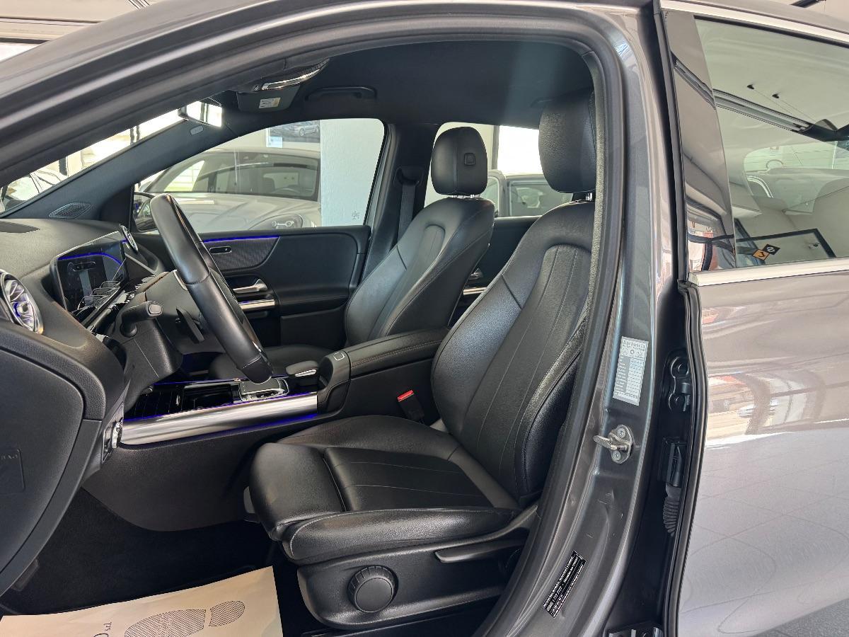 MERCEDES B180 d Automatic Sport BURMESTER/ LUCI AMBIENT/ PELLE/ LED