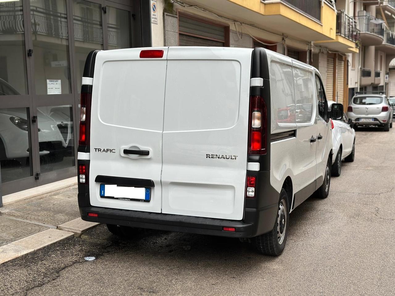 Renault Trafic T29 1.6 dCi 125CV L1 H1 3 posti