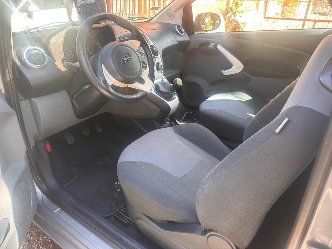Ford Ka 1.2 8V 69CV Titanium