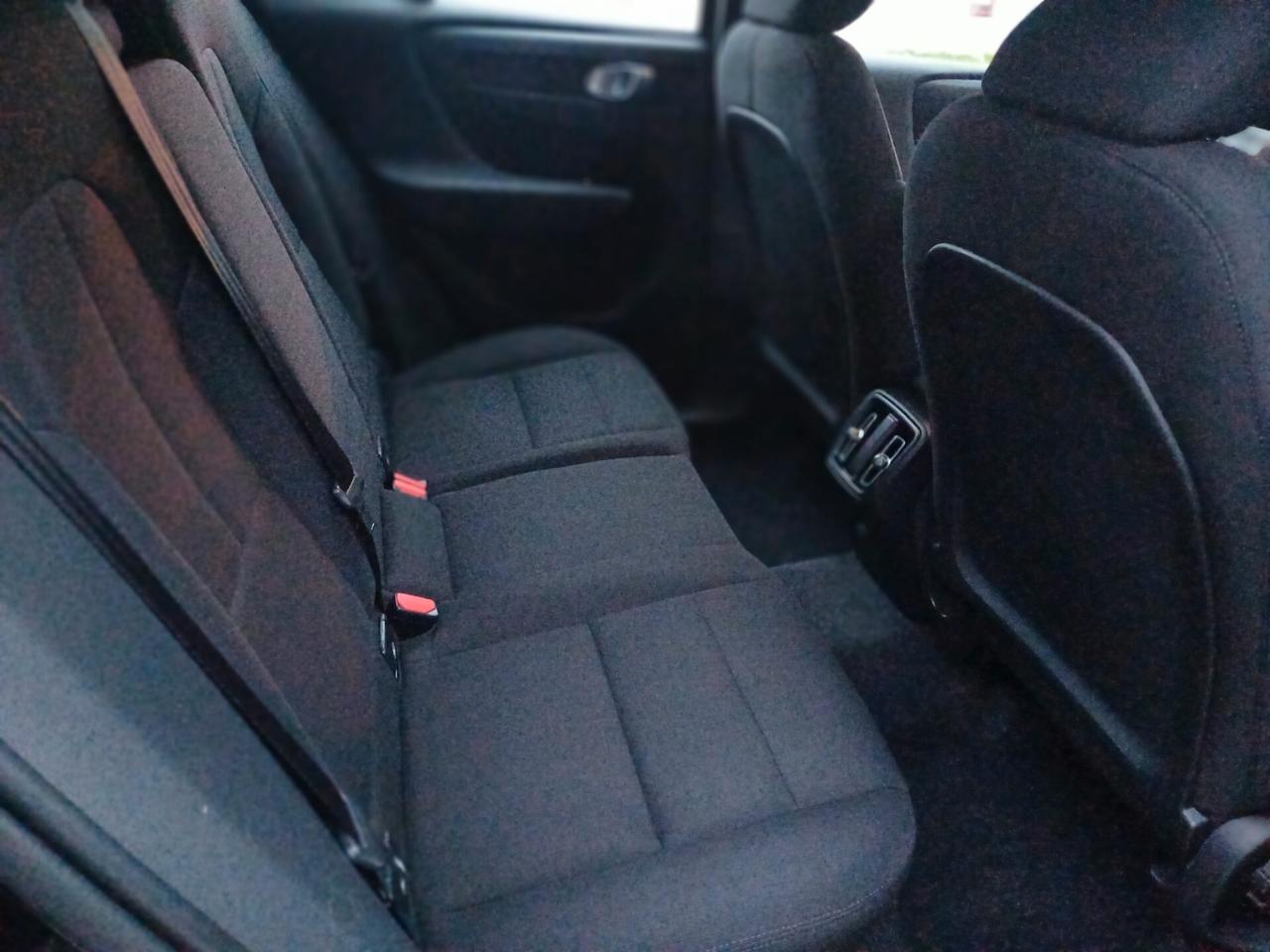 Volvo XC40 D3 AWD Geartronic Inscription PARI AL NUOVO CERTIFICATA