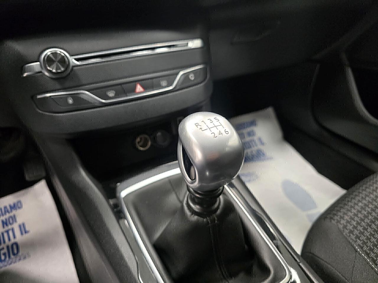 Peugeot 308 BlueHDi 130 S&S SW Bus. 2018