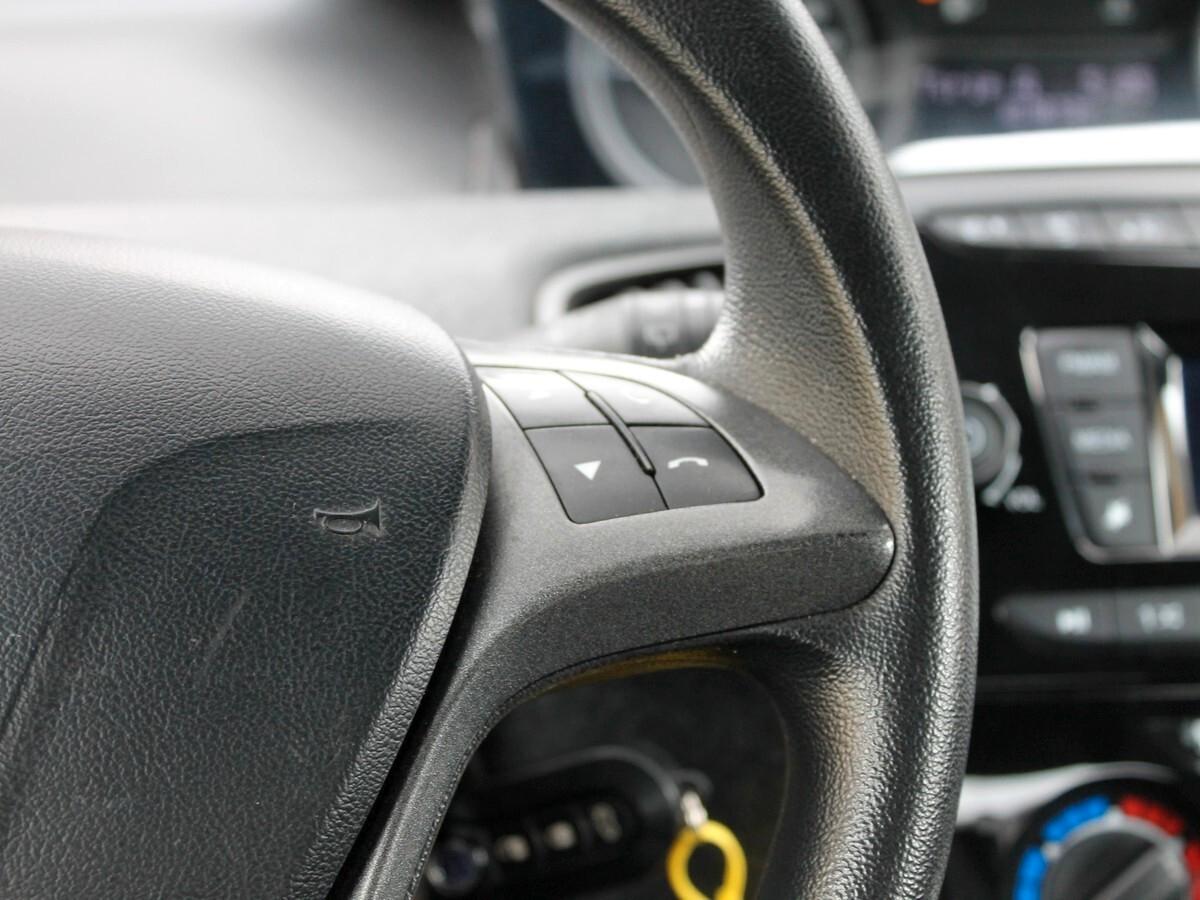 Lancia Ypsilon 1.2 69 CV 5 porte GPL Ecochic Elefantino Blu GPL CASAMADRE 69cv SENSORI PARK UNIPRO IVA DED