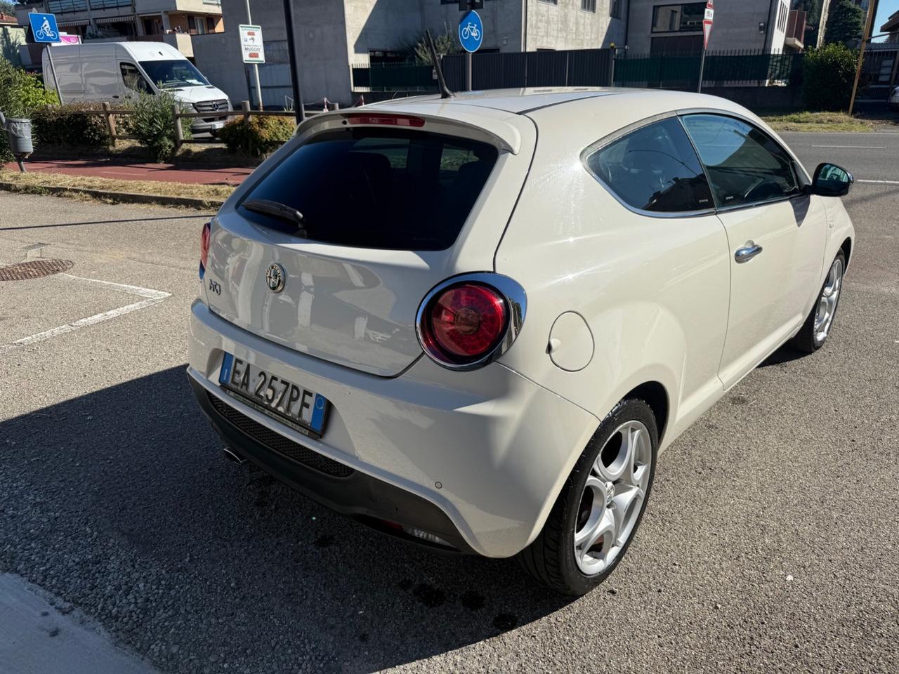 Alfa Romeo MiTo 1.4 T 120 CV GPL Distinctive Sport Pack