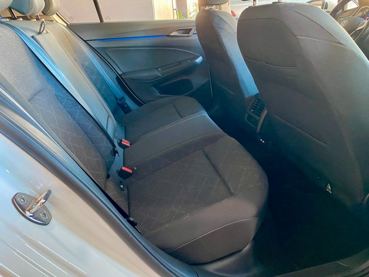 Volkswagen Golf 2.0 TDI SCR Style-2023
