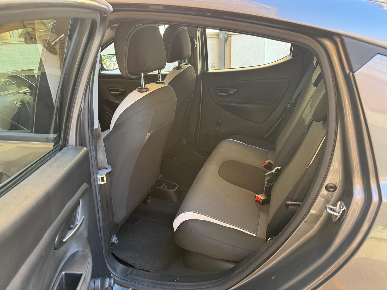 LANCIA Ypsilon 1.2 69CV 5 porte Ecochic Elefantino
