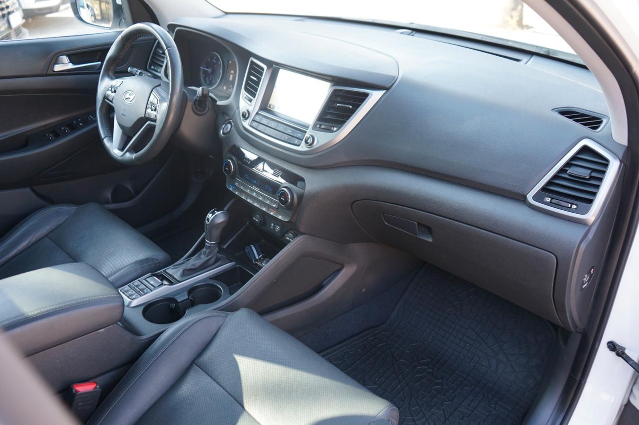 Hyundai Tucson 1.7 CRDi DCT XPossible TETTO
