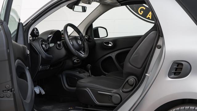 SMART ForTwo 90 0.9 T twinamic cabrio IVA ESPOSTA