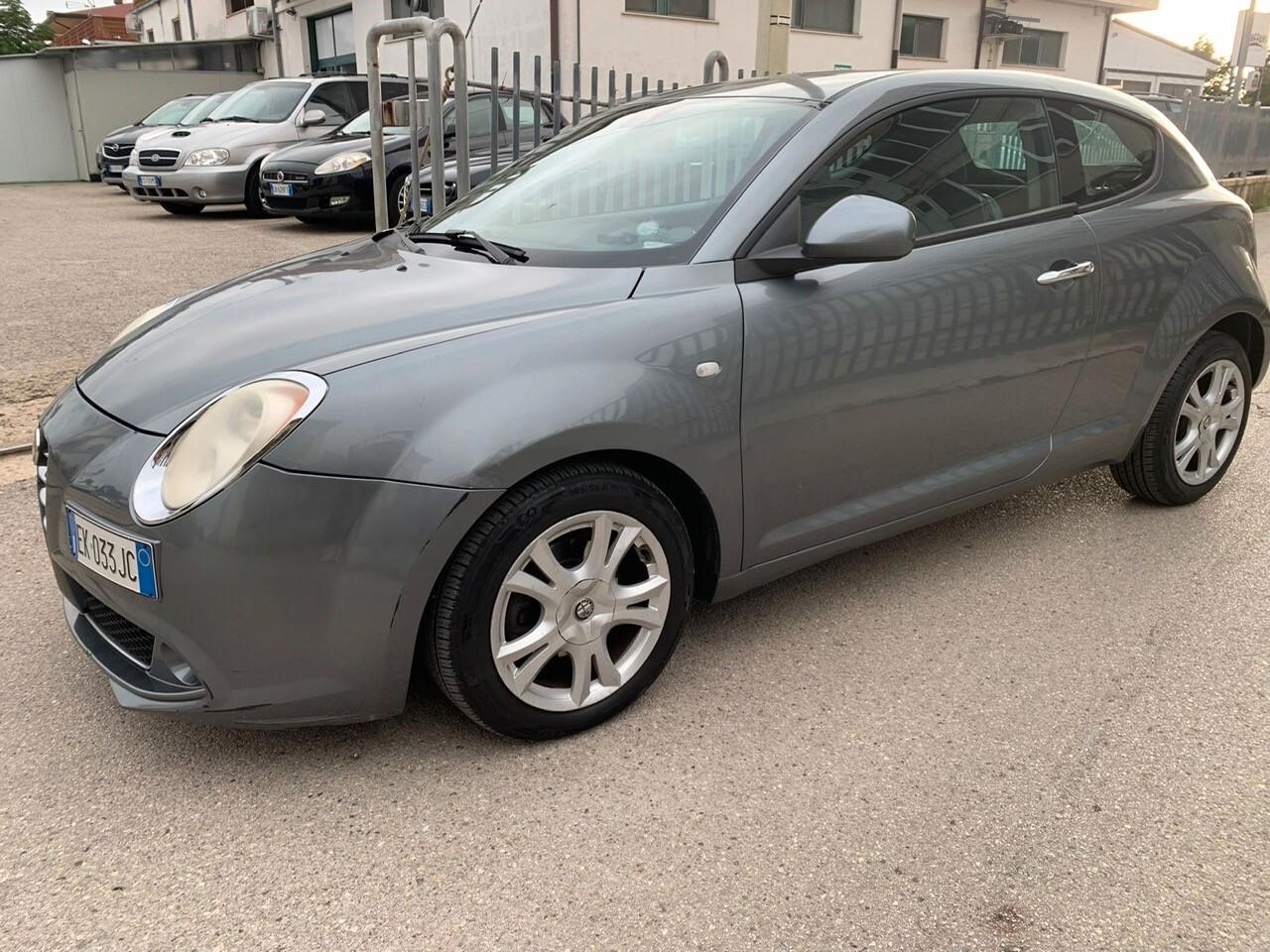 Alfa Romeo MiTo 1.3 JTDm-2 95 CV S&S Distinctive Sport Pack