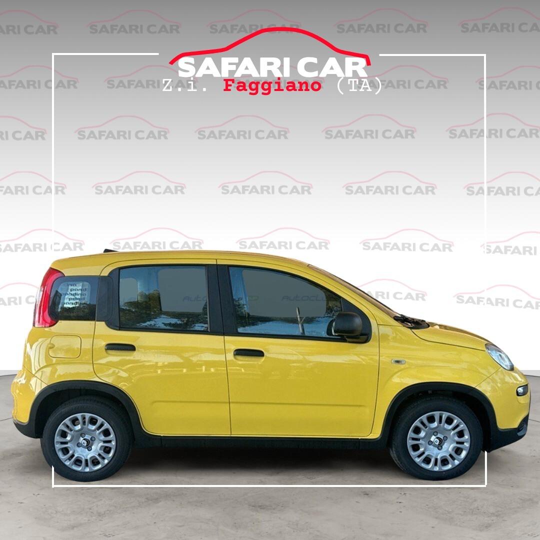 Fiat Panda Pandina 1.0 Hybrid