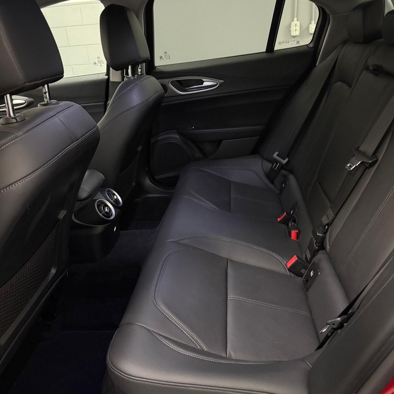 Alfa Romeo Giulia 2.0 Turbo 200 CV AT8 Business