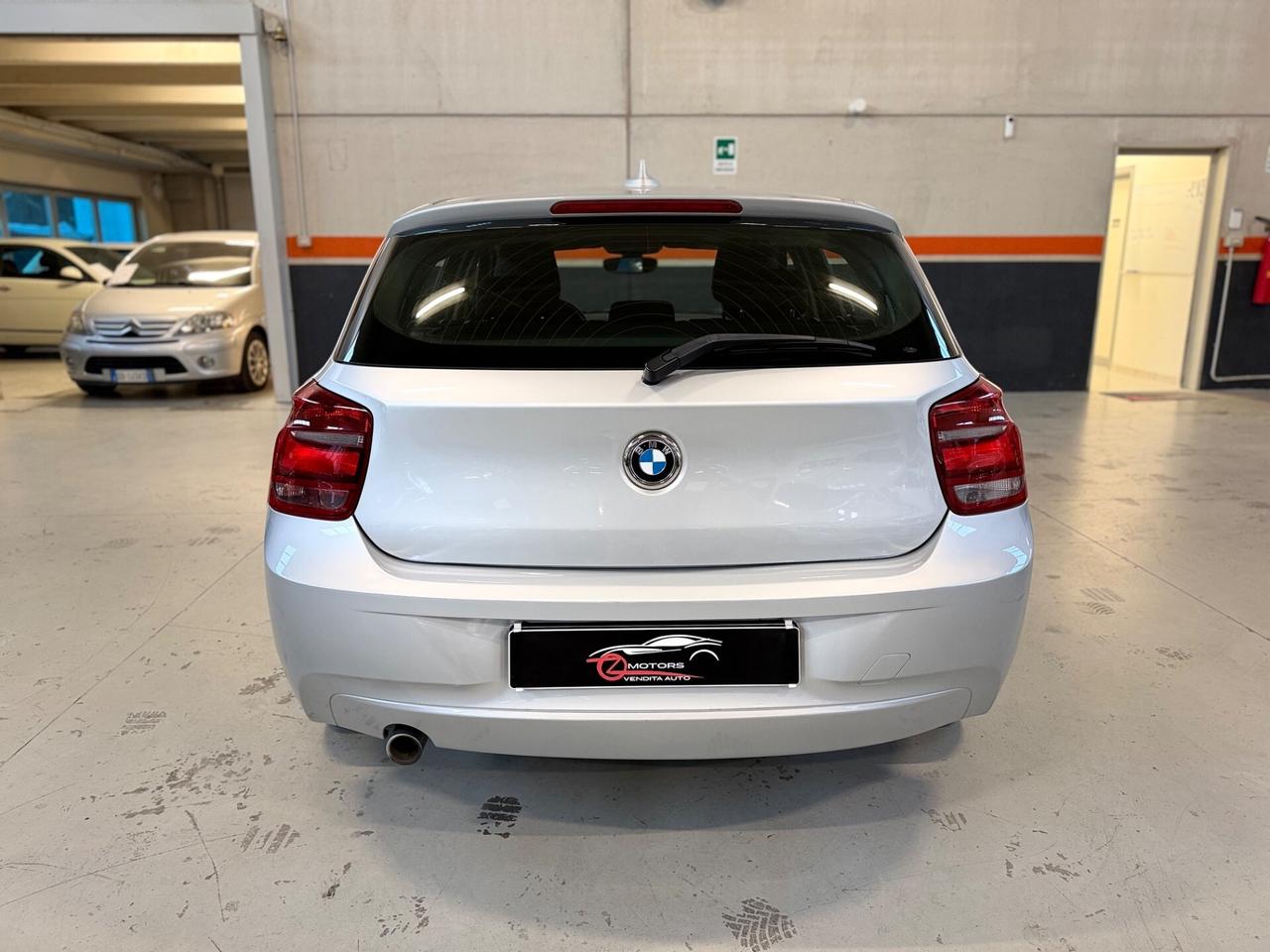 Bmw 116 116d 5p. Efficient Dynamics Urban NEOPATENTATI