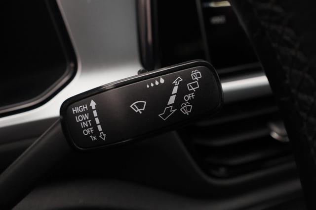 VOLKSWAGEN T-Roc 2.0 TDI SCR Life PREZZO NETTO